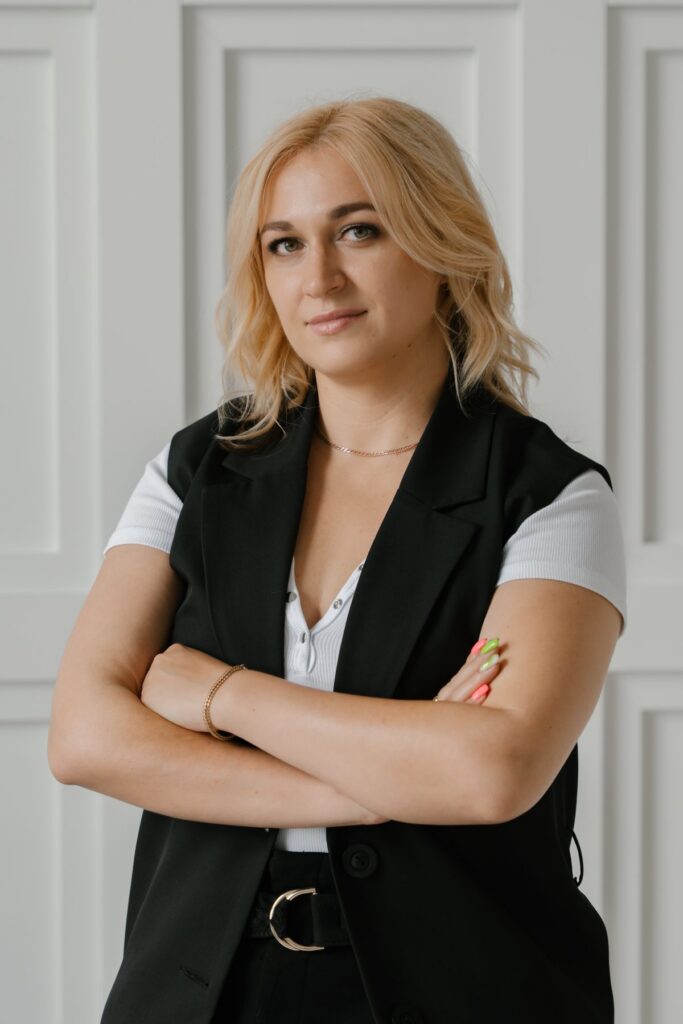 Бешенцева Ирина Юрьевна, финансовый директор и администратор ЮК «Центурион»